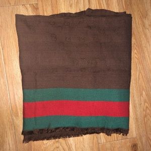 VINTAGE GUCCI SCARF
